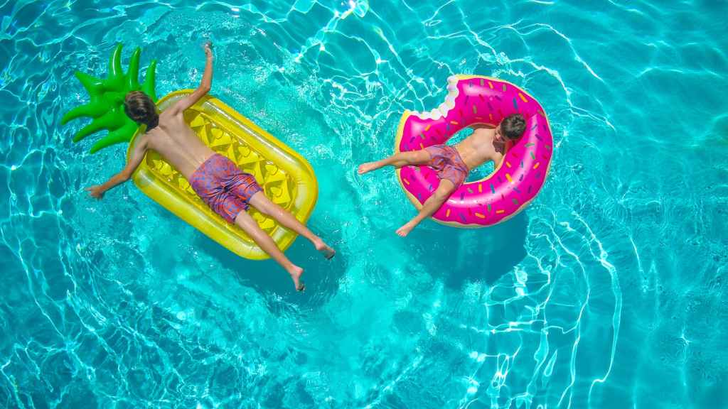 7 Best Water Games to Beat the Summer&nbsp;Heat