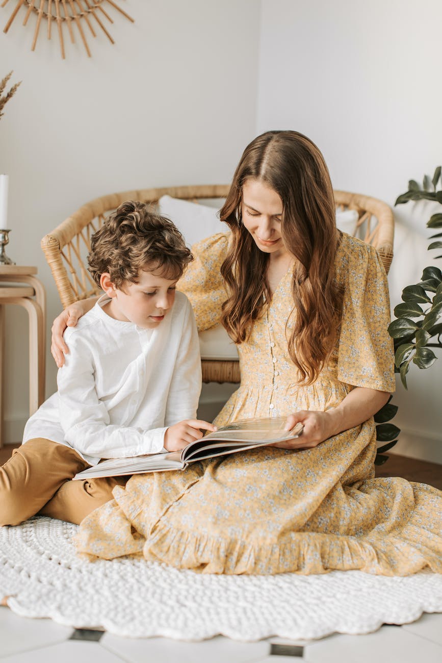 Bringing the Gospel to Children: 10 Books to Introduce the Bible to Your Kids
