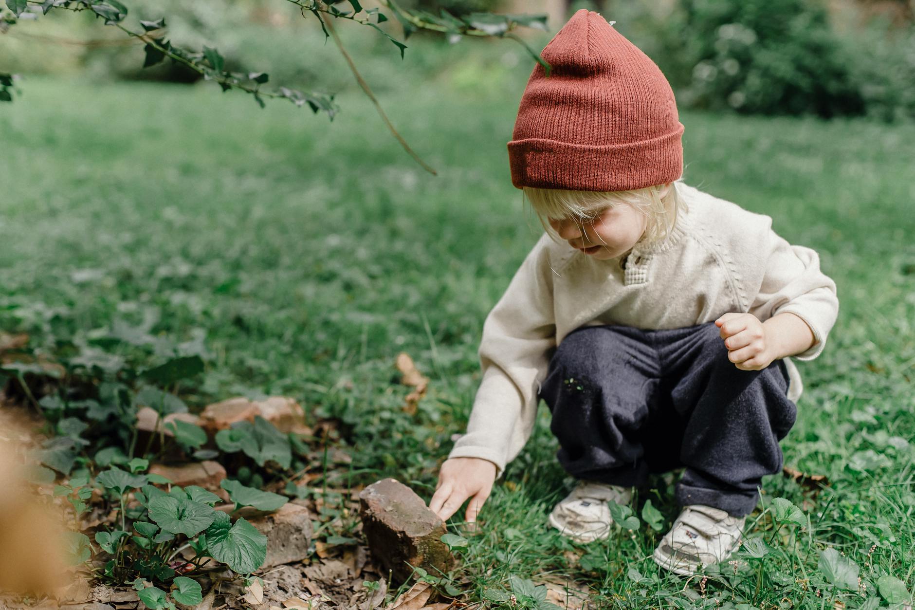 How to Encourage Kids to Unplug: Top Outdoor Adventures Without Screens