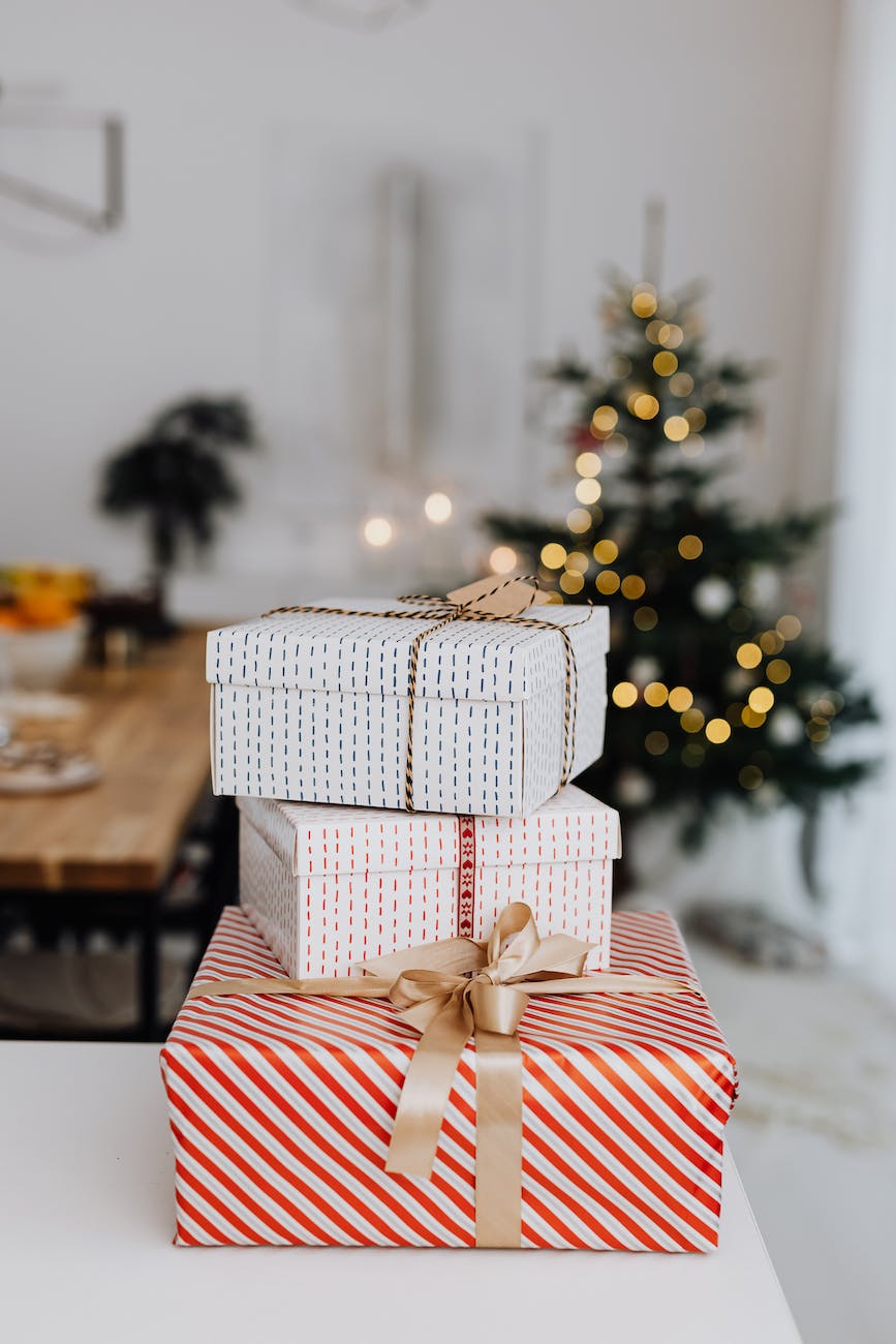 The 8 BEST Gifts for Moms This Christmas