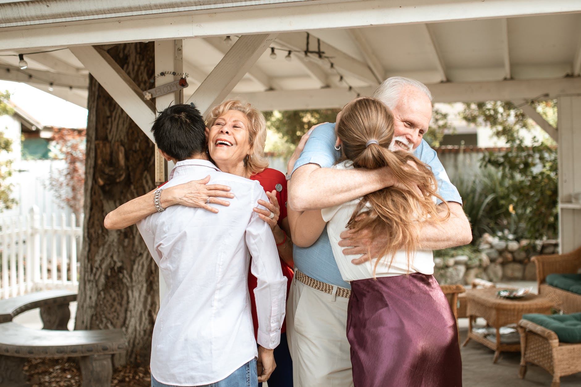 5 Compelling Reasons to Show Affection in Front of Your Kids