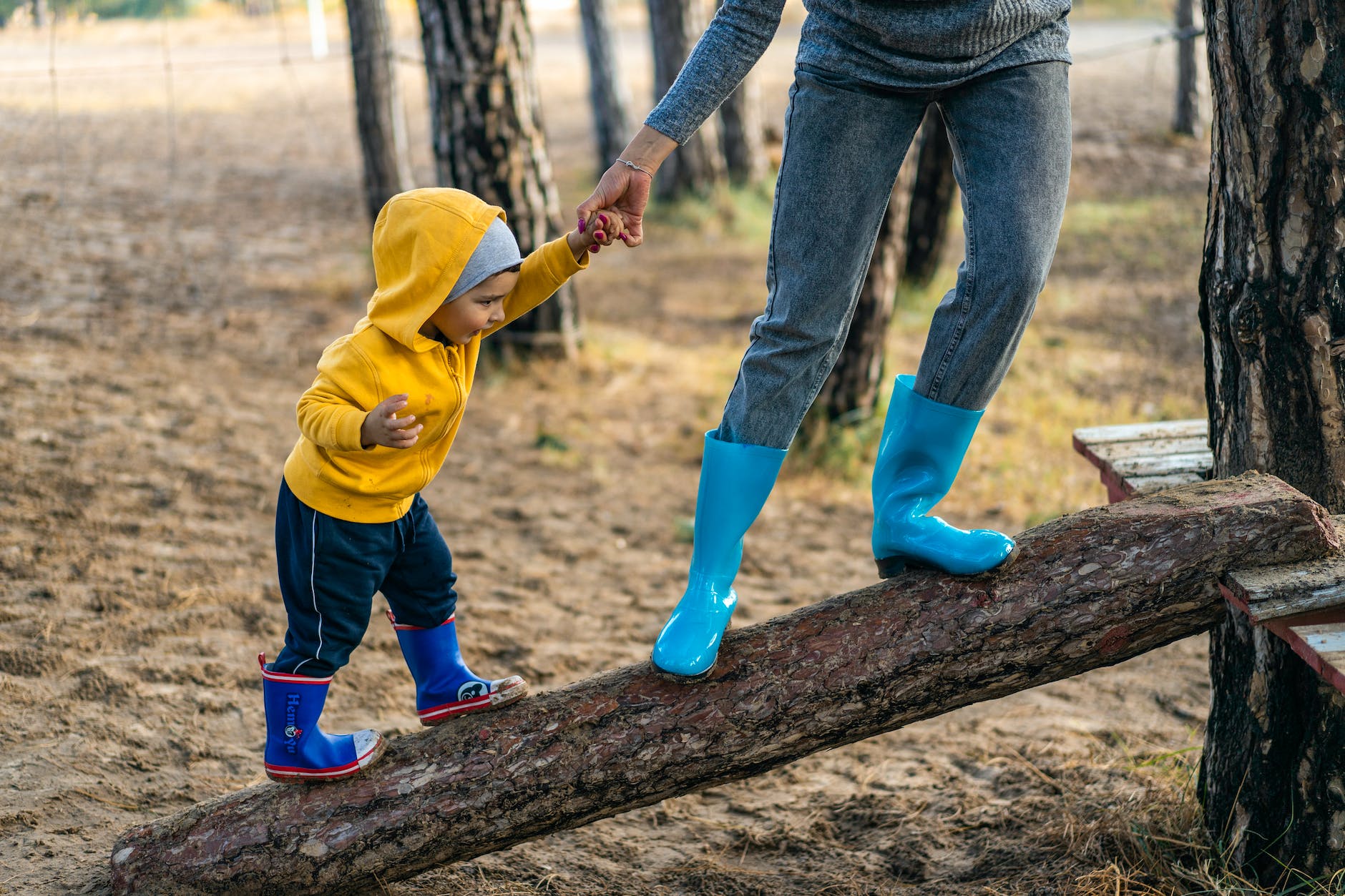 3 Things to Say to Your Kids Everyday to Build Confidence